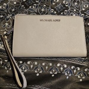 MICHAEL KORS Taupe Saffiano Wristlet